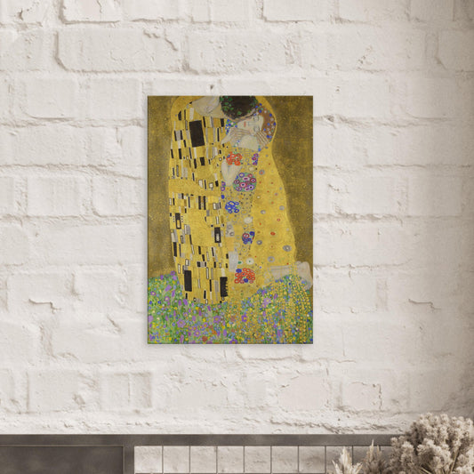 Canvas art reproduction of Gustav Klimt’s The Kiss, depicting a tender embrace adorned with gold leaf and intricate Art Nouveau patterns symbolizing love and intimacy.